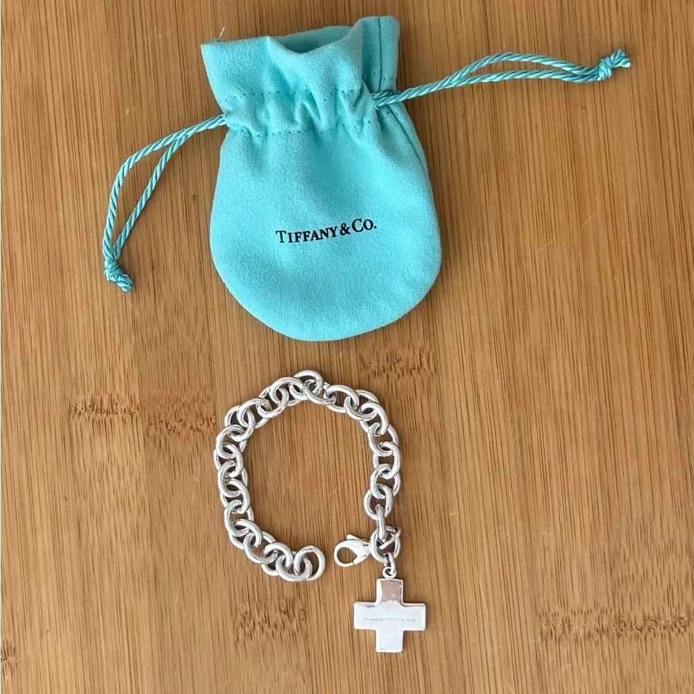 Tiffany & Co. 2003 Atlas Cross Sterling Silver Link Bracelet 7.5‎